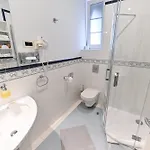 Bed and breakfast Hresc S 4*