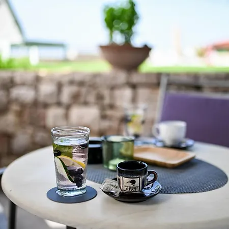 Hresc S Bed & Breakfast 3*
