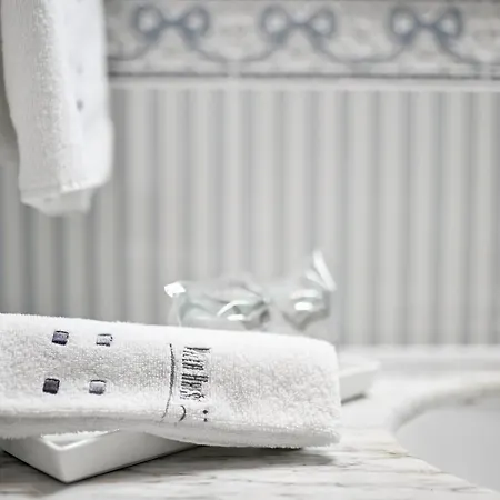 Hresc S 住宿加早餐酒店