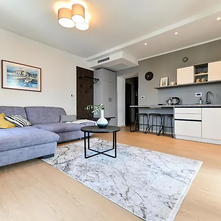 Hresc S 4* 扎达尔