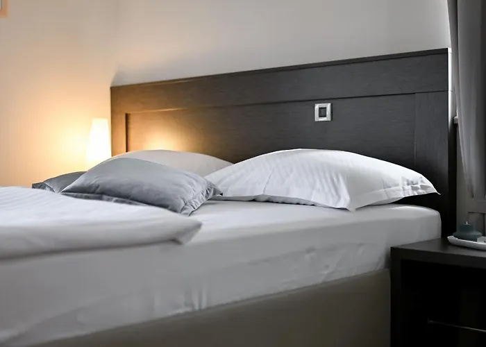 Bed and Breakfast Hresc S 4*