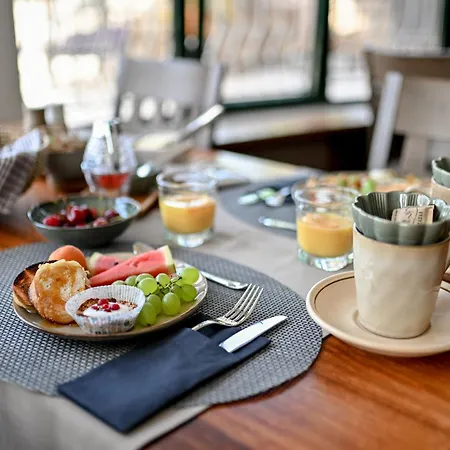 Bed & Breakfast Hresc S 4*