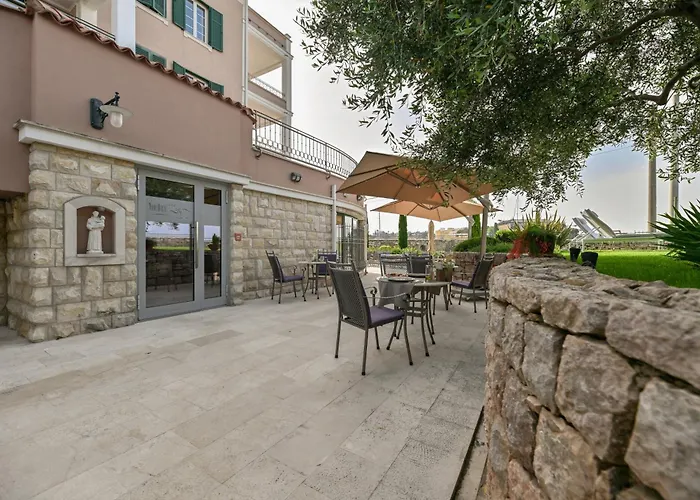 Bed & Breakfast Hresc S 4*